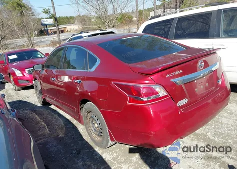 2013 Nissan Altima 2.5 S z USA, uszkodzony, nr VIN 1N4AL3AP6DC910190